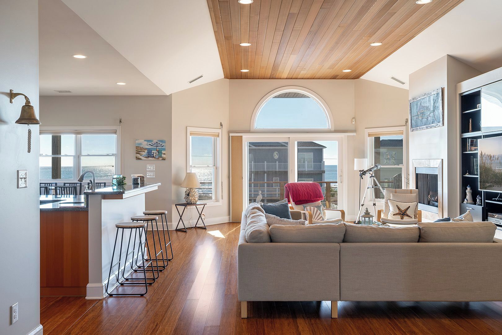 TV connectée, chaîne hi-fi