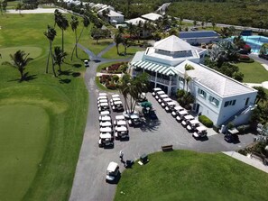 Exterior - Green Acres - Scenic views of The Royal Turks and Caicos Golf Course (Grace Bay)