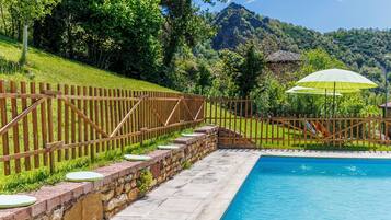 Seasonal outdoor pool