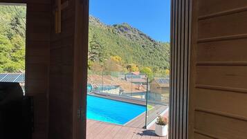 Sauna, bain Ă remous