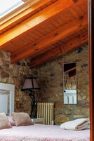 Ropa de cama de alta calidad, cubrecamas y escritorio 