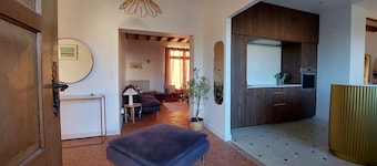 La Maison de César - A large family home!