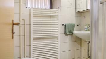 Dusch, hÄrtork och handdukar