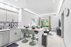 Private kitchen - 1 bedroom apartment near Disney and Universal (Orlando)