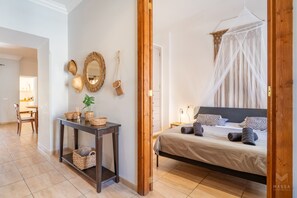 Fer et planche à repasser, Wi-Fi, draps fournis