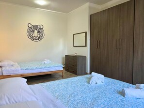 1 camera, ferro/asse da stiro, Wi-Fi, lenzuola