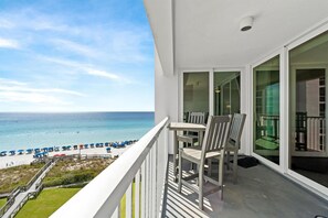 Outdoor dining - Gorgeous ST 2073 w/Beach Service (Destin)