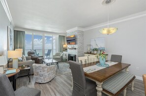 Interior - Penthouse 2123 w/Beach Service (Destin)