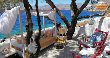 Seafront Casa Azul Villa - Getaway in Kalymnos