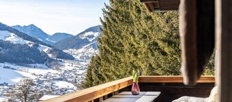 Cabin 'Sonnenhütte Wildschönau Upper Floor' with Mountain View and Balcony