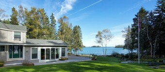 Rockledge Estate: 5 Bedroom, 3.5 bathroom with stunning ocean views