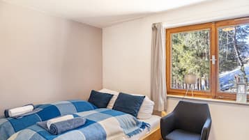 1 多间卧室、床单