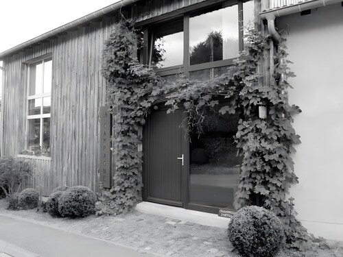 Guest Room “La Campagne – Family Suite” with Shared Terrace & Garden, Wi-Fi