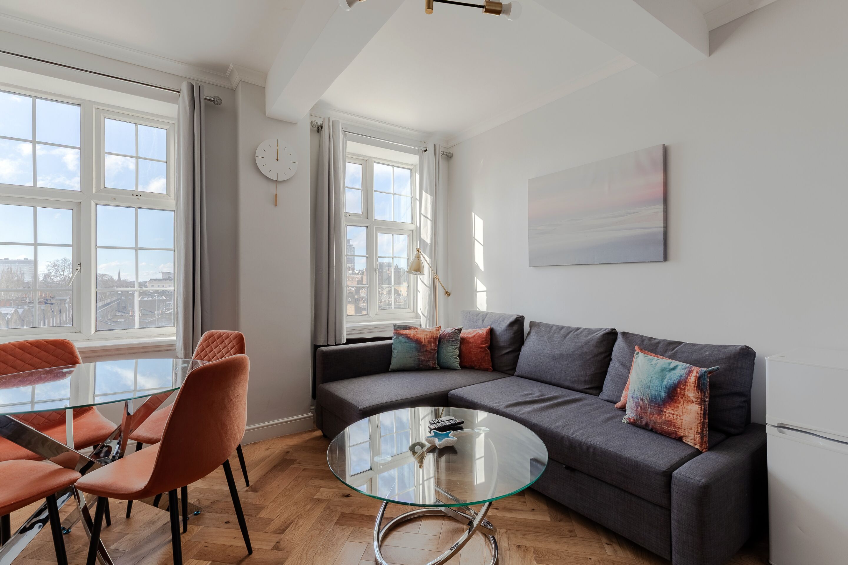 Family Apartment, City View | Lounge