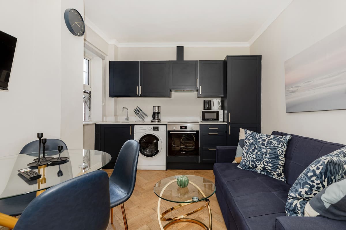 Leilighet – panorama, privat bad, byutsikt | Lounge