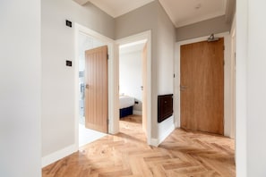 Deluxe Apartment | Interior