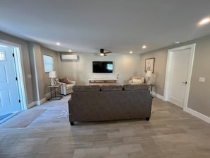 Smart TV - The June at Coconut Cove (Fort Myers Beach)