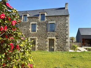 House | Exterior - Corseul Countryside Retreat for a Family (Corseul)