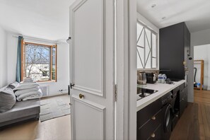 Interior - Premium 1BR flat with direct access to the RER B (Gentilly)