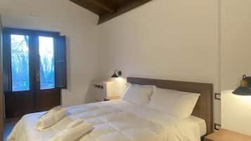 In-room safe, free WiFi