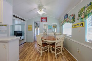 Dining - 2878 Crater Lake - Sleeps 8 (Myrtle Beach)