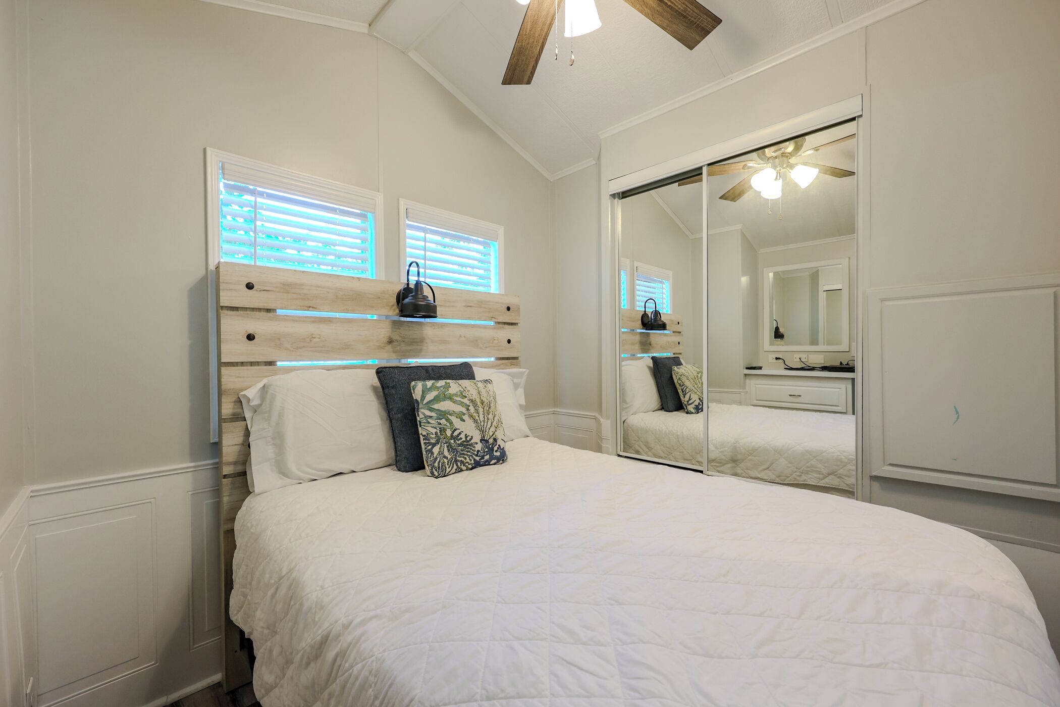 3 多间卧室、WiFi、床单