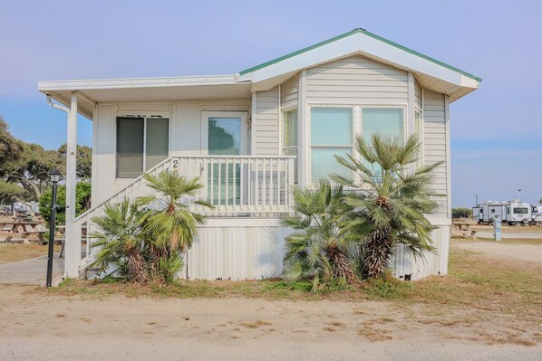 Exterior - 2608 Block 2 - Sleeps 8 (Myrtle Beach)