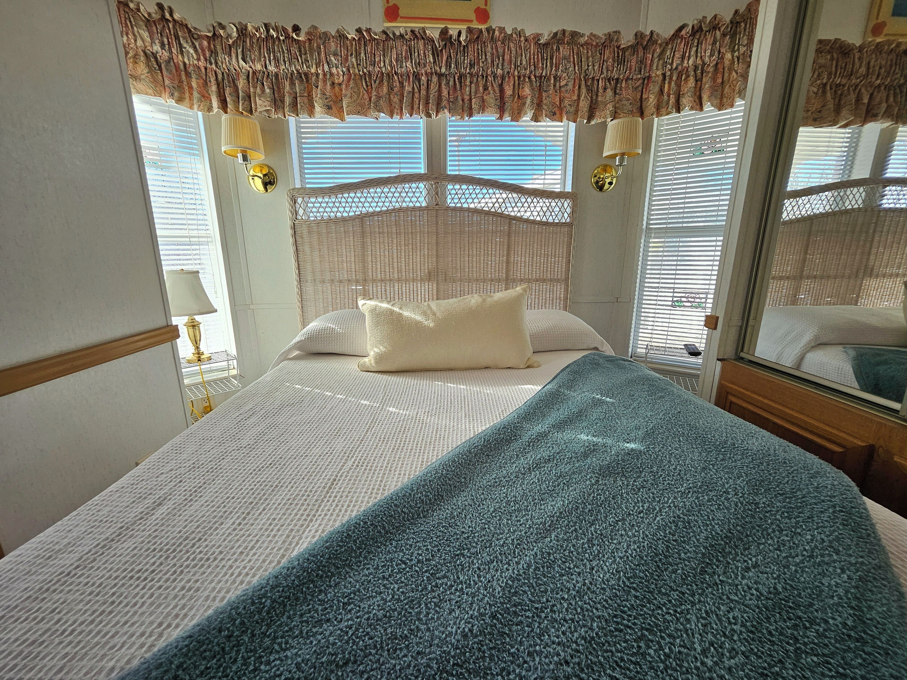 2 多间卧室、WiFi、床单