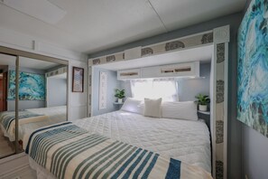 1 bedroom, free WiFi - 7229 Block 3- Sleeps 2 (Myrtle Beach)