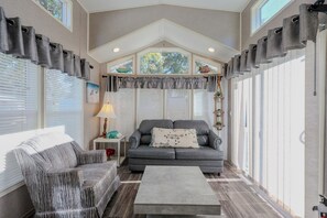 TV - 2530 Block 3 - Sleeps 6 (Myrtle Beach)
