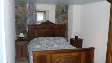 Iron/ironing board, WiFi