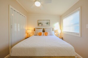 Free WiFi, bed sheets - 8139 Seascape Deluxe- Sleeps 8-10 (MYRTLE BEACH)
