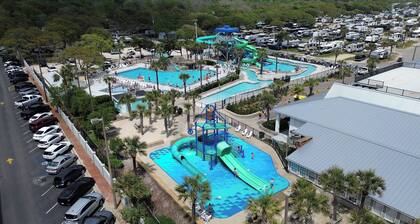 8139 Seascape Deluxe- Sleeps 8-10