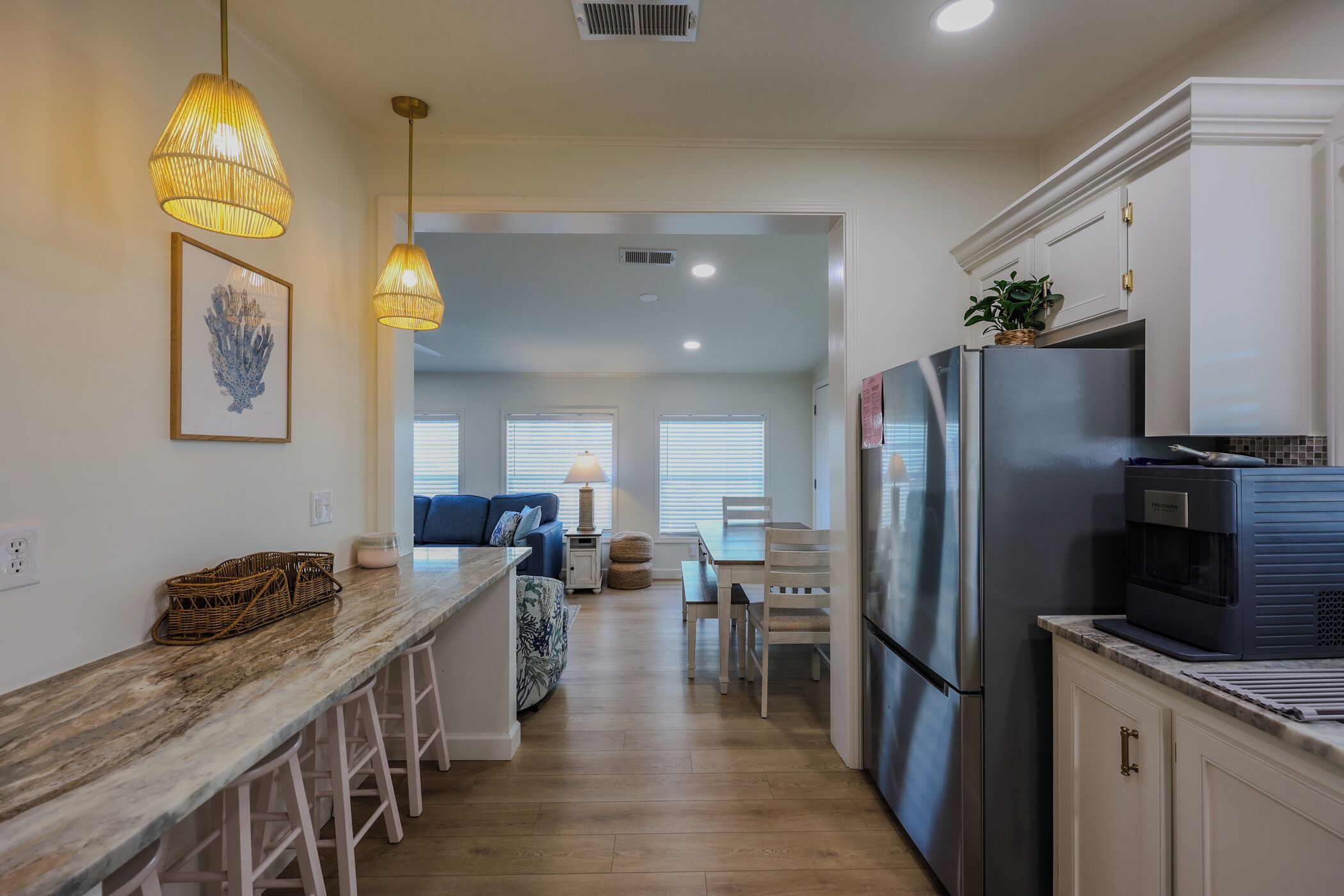 المنشأة من الداخل