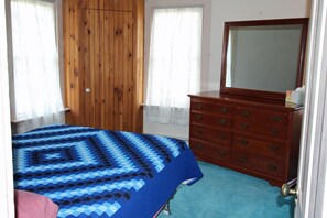 3 Schlafzimmer, Reisekinderbett, Bettwäsche