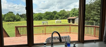 Lapp Farmhouse Bed & Breakfast - Amish Country Lancaster PA