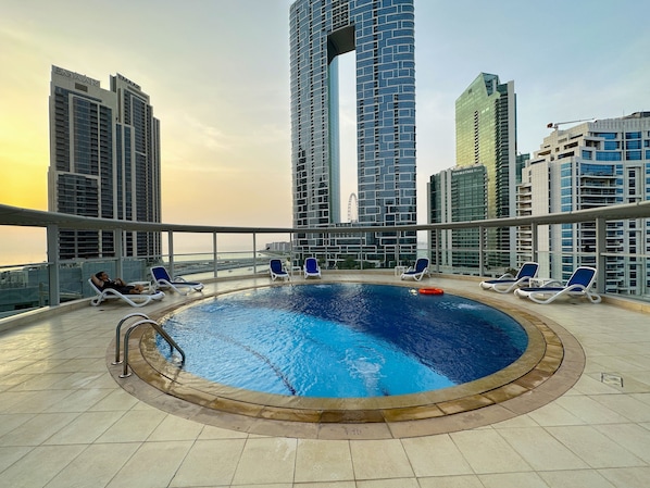 Unclassified image, 1 of 75, button - Luxury Full Marina View (Dubai)