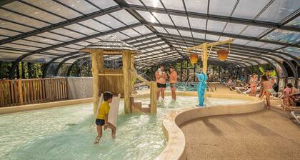 ZEcamping piscine couverte club enfant tente TV 24m2 5 pers