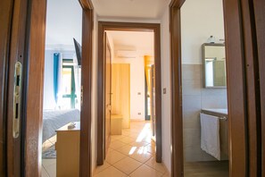 Interior - Villa Stella Maris - Two Bedroom Apartment, Sleeps 3 (Siniscola)