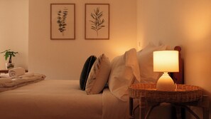 2 slaapkamers, een strijkplank/strijkijzer, reisbedje, gratis wifi