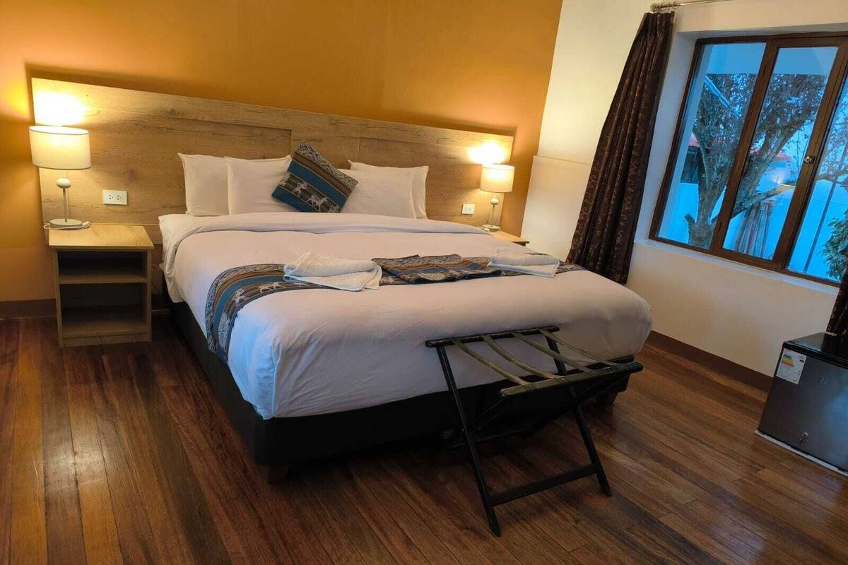 Ropa de cama hipoalergénica, cubrecamas y escritorio 