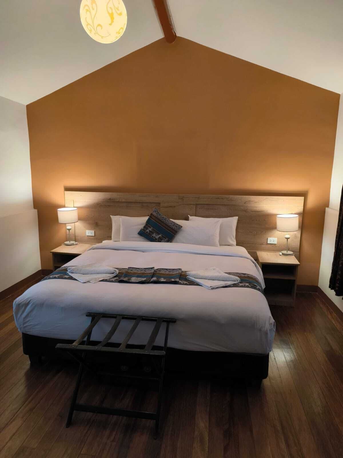 Kamar Single Comfort | Seprai antialergi, selimut bulu angsa, dan meja kerja