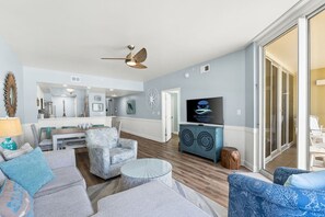 Smart TV - Beautiful Beach Front, “Okaloosa Dreamin” 404!, Free Activities Included! (Fort Walton Beach)