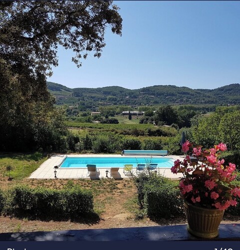 PROMOTION: MAGNIFICENT HOUSE + POOL - 8 BEDROOMS - 14 PEOPLE - NEAR THE SEA