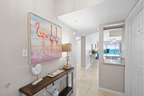 Interior - Beach Front, "Resting Beach Face” 4006 Free Activities Included (Fort Walton Beach)