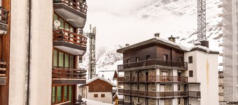 Derby | Balcony on Via Carrel, Cervinia Centre