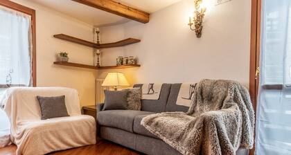 Derby | Balcony on Via Carrel, Cervinia Centre