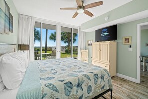 3 bedrooms, iron/ironing board, free WiFi, bed sheets - Beach Front, “Seas the Day” 104, Free Activities Included! (Fort Walton Beach)