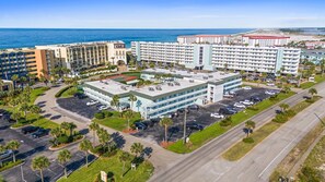 Exterior - Turtle's Nest | Steps from the Beach | Beach Service, Pool & Top Amenities! (Fort Walton Beach)