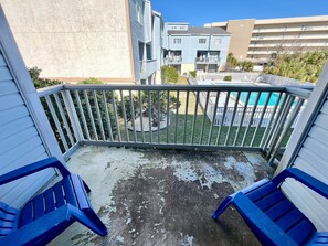 Property grounds - "Gone Sailing 203", Sleeps 8, Dog Friendly. Free Activities Included! (Fort Walton Beach)